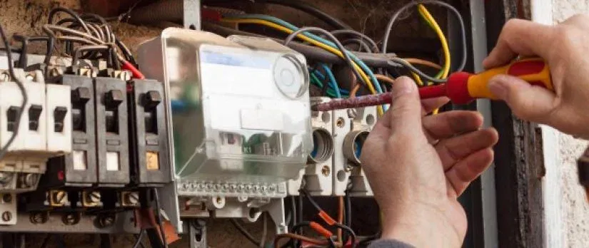 Boletín eléctrico en Barcelona Sants